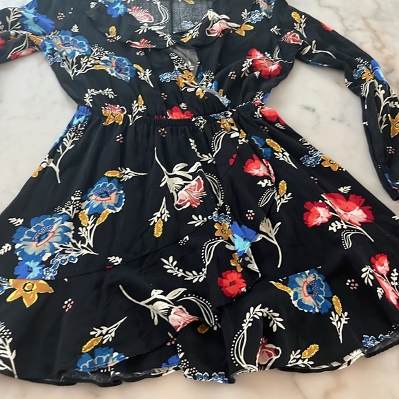 Express Floral Print Wrap Long Sleeve Ruffle Dress Size S - Picture 10 of 10